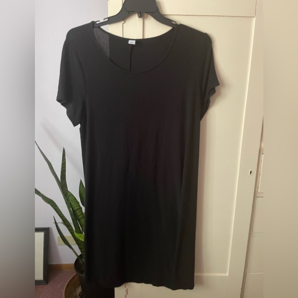Old Navy Black T-Shirt Dress